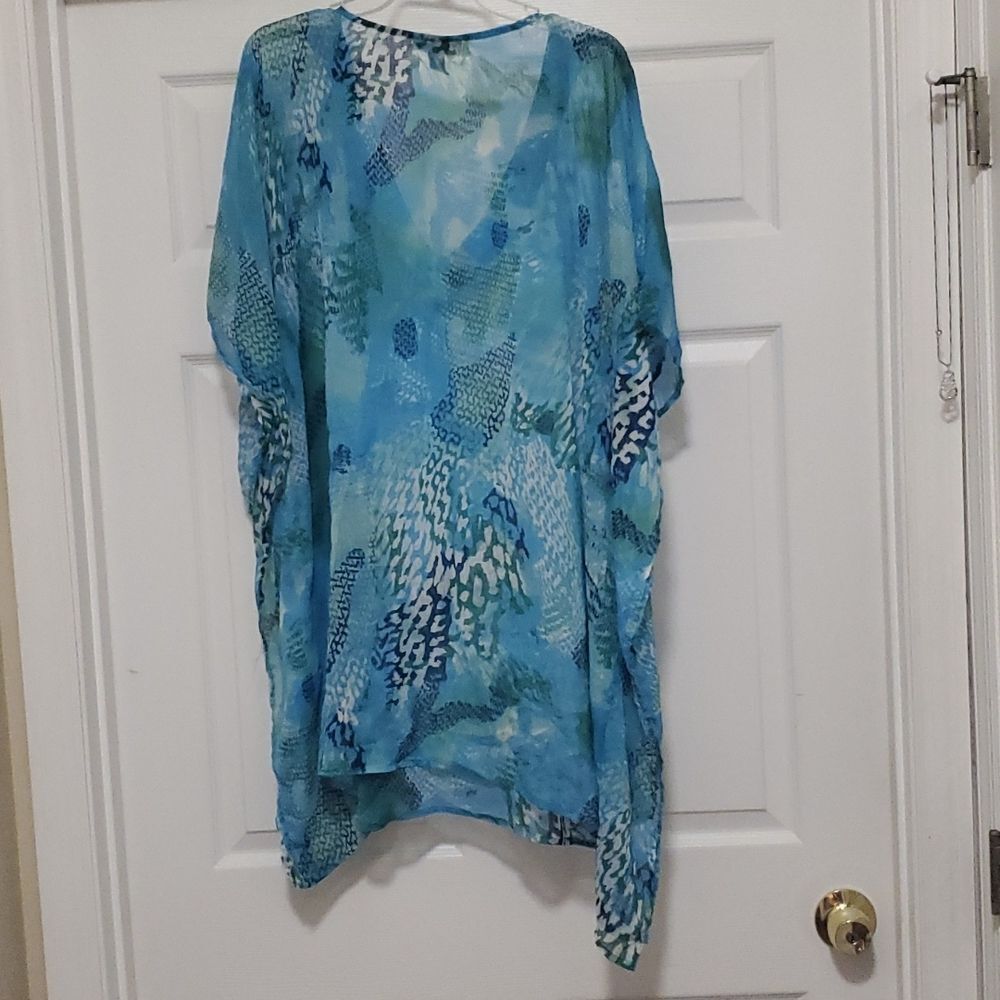Clubs Collection multi color top - Picture 2 of 7
